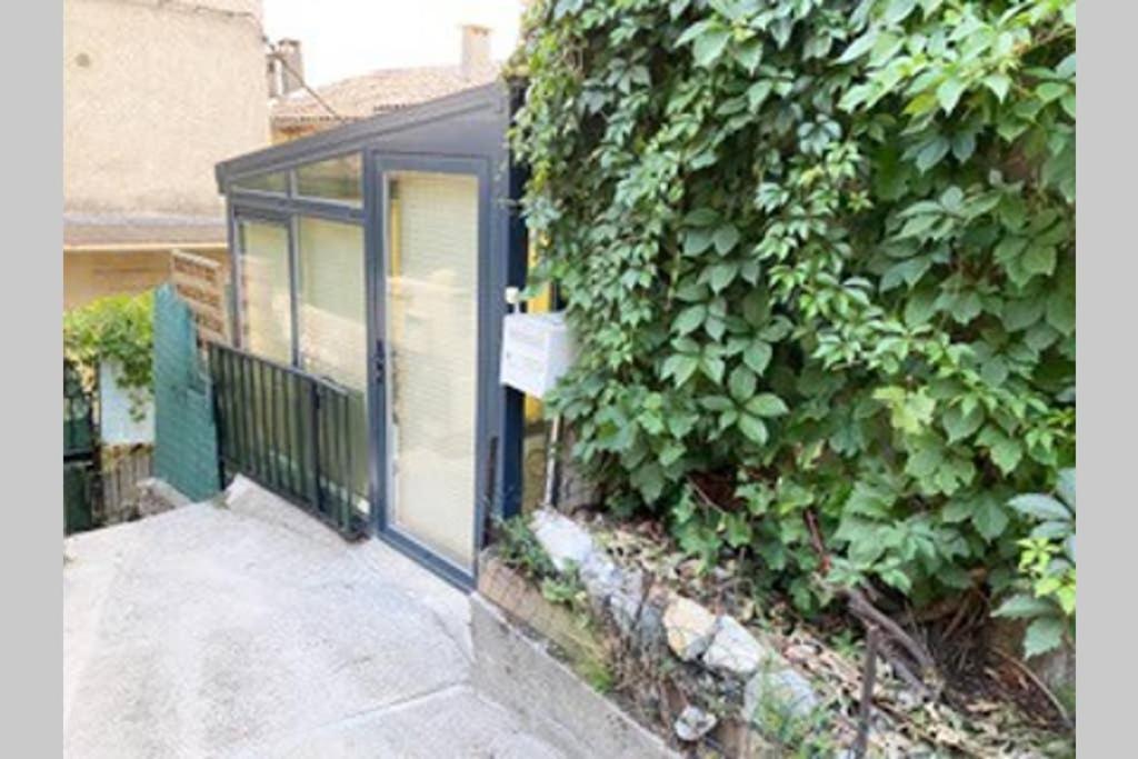 Calme Dans Maison De Village 60M2 Super Confort 디뉴레뱅 외부 사진
